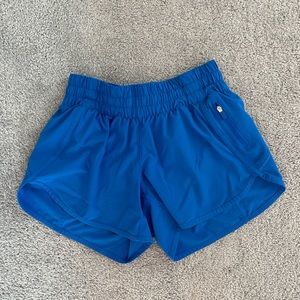 Lululemon tracker shorts